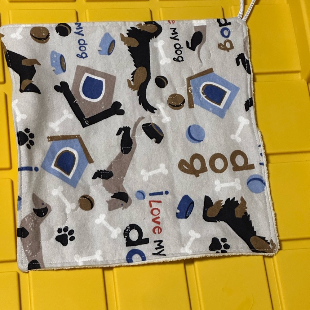 Handmade Cute Dog Print Softy Cloth - Picture 3 of 3